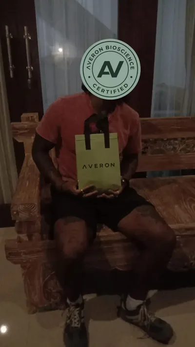 AVERON customer receiving their delivery in Bali, photo 5