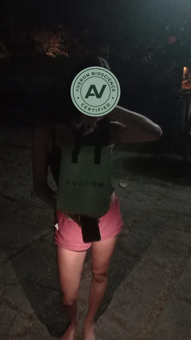AVERON customer receiving their delivery in Bali, photo 11