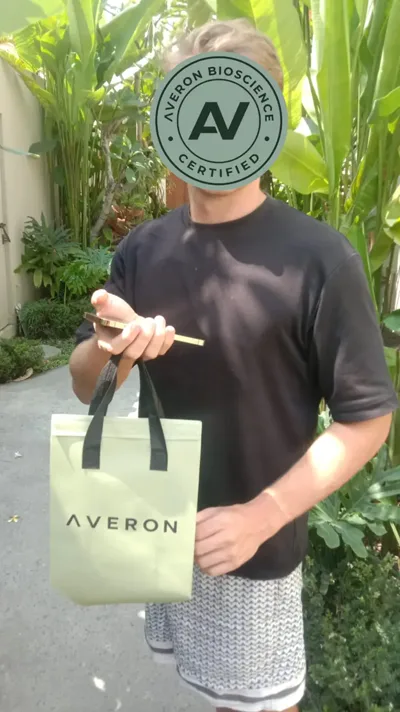 AVERON customer receiving their delivery in Bali, photo 6