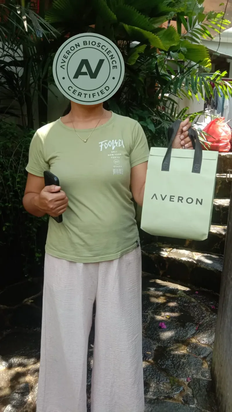 AVERON customer receiving their delivery in Bali, photo 14