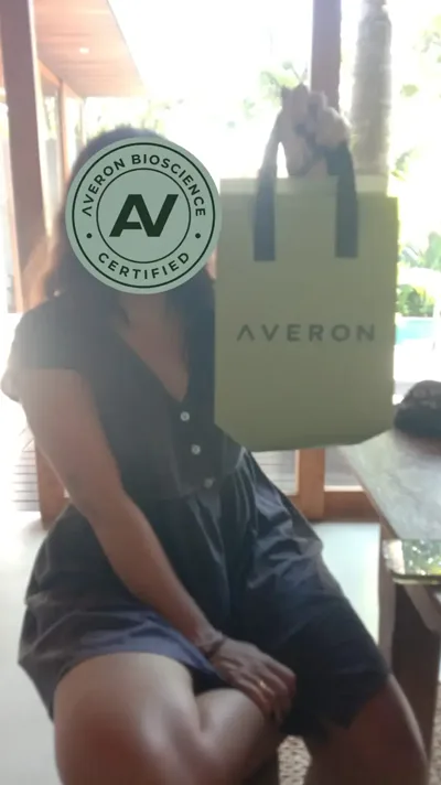 AVERON customer receiving their delivery in Bali, photo 7